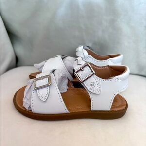Stride Rite SR Naomi White Sandals (7.5W) - Cute & Comfy, Brand New!